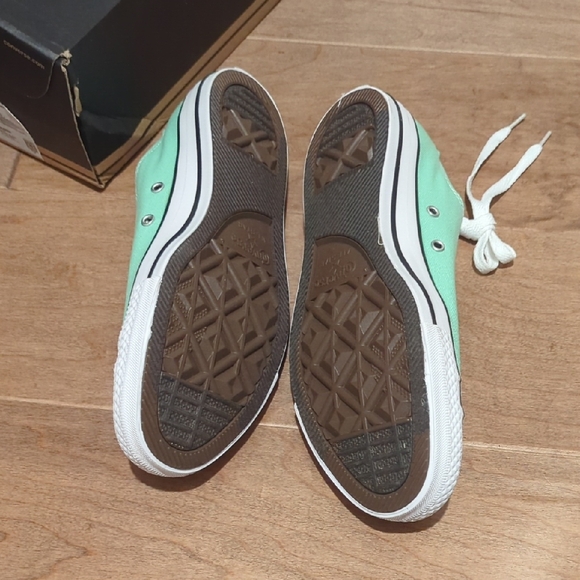 Converse Mint Green Sneakers - Picture 2 of 6